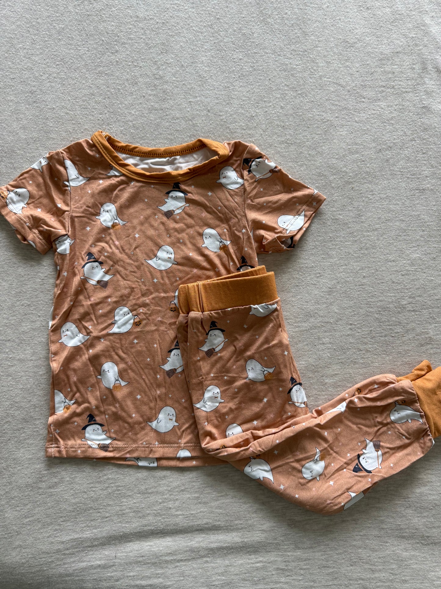 Boo Crew 2 Piece Set